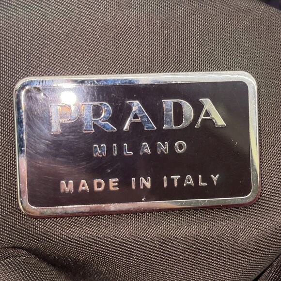 Prada Vela Flat Messenger Bag Triangle Logo Bordeaux Red Nylon Plate - Picture 8 of 14